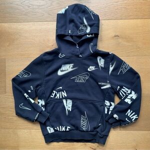Nike Sportswear Swoosh Logo Black French Terry Hoodie Sweatshirt Youth Medium